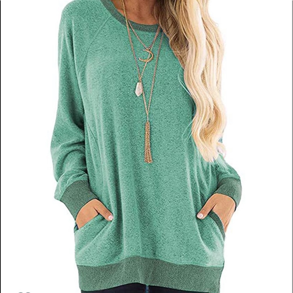 Beautiful woman sweatshirt with pocket loose - Picture 11 of 12